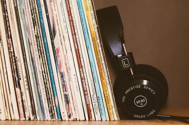 Curating Your Perfect Playlist:⁢ Tips for Smart Music ⁤Organization